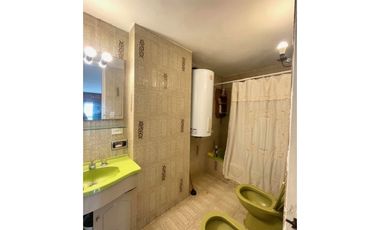 VENTA 2 DEPTOS.UNIFICADOS. A LA CALLE C/ COCHERA. Z/ CENTRO