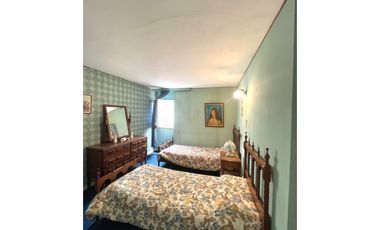 VENTA 2 DEPTOS.UNIFICADOS. A LA CALLE C/ COCHERA. Z/ CENTRO