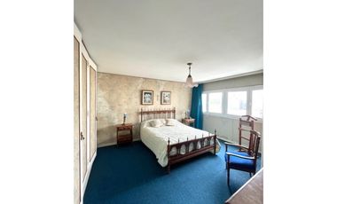 VENTA 2 DEPTOS.UNIFICADOS. A LA CALLE C/ COCHERA. Z/ CENTRO