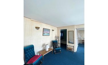 VENTA 2 DEPTOS.UNIFICADOS. A LA CALLE C/ COCHERA. Z/ CENTRO