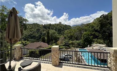 Valle Escondido Mansión