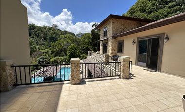 Valle Escondido Mansión