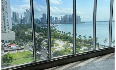 OFICINA / AVE. BALBOA / TORRE BOC INTERPLUS / 71m2 / VISTA AL MAR / YG