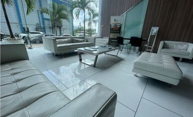 OFICINA / AVE. BALBOA / TORRE BOC INTERPLUS / 71m2 / VISTA AL MAR / YG