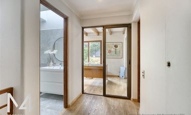 Casa en arriendo de 5 dorm. en Vitacura