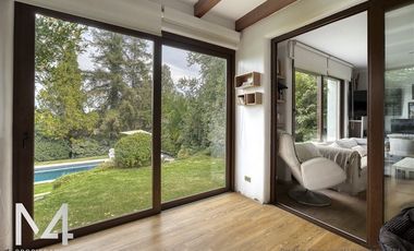 Casa en arriendo de 5 dorm. en Vitacura
