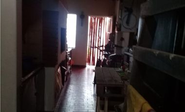 CHALET 4 AMB. GARAGE + DOS DEPTOS  2 AMB