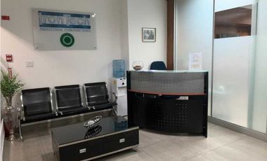 OFICINA EN MARBELLA TORRE BANESCO 103M2 CON DIVISIONES