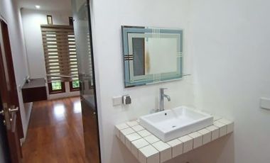 Rumah/Rumah Cantik Siap Huni Komplek Dago Resort Pakar Bandung