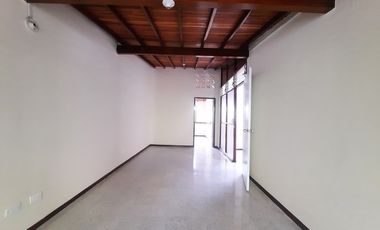 CASA COMERCIAL EN ARRIENDO UBICADO EN MEDELLIN SECTOR ESTADIO