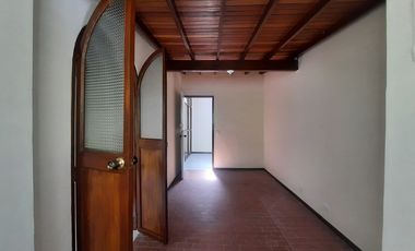CASA COMERCIAL EN ARRIENDO UBICADO EN MEDELLIN SECTOR ESTADIO