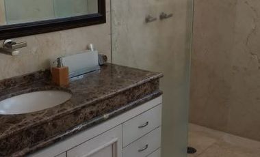 CASA EN VENTA EN LOMAS DE TECAMACHALCO