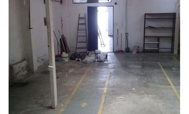 Galpon Interno 310m2 Totales, Con Trifasica Y Gas - Paternal