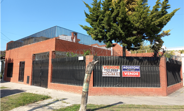 Casa en venta en Isidro Casanova, La Matanza