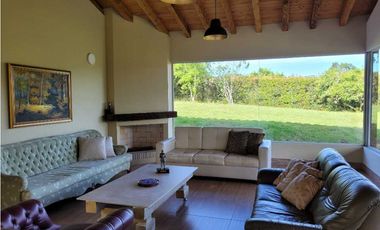 Venta de Casa Campestre en La Ceja Cerca al casco Urbano