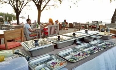 Dijual Hotel Bintang 3 Tepi Pantai Gili Trawangan