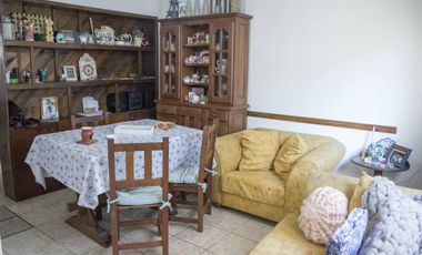 Casa de 3 ambientes en venta en Martinez