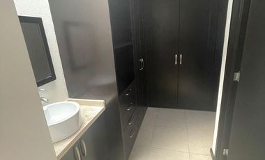 CASA EN RENTA EN LOMAS DE ANGELOPOLIS PUEBLA