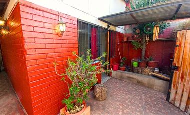 Casa en venta | ampliada | estacionamiento | pudahuel.