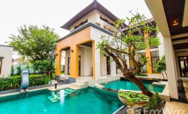 Luxurious Thai-Modern Villa with Beautiful Pool and Gazebo