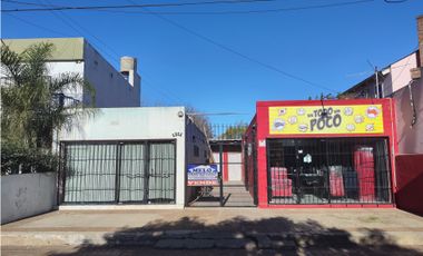 2 Locales y Depositos calle Libertad zona Comercial