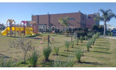 EXCELENTES DEPARTAMENTOS 3 AMBIENTES EN VENTA, BARRIO PRIVADO