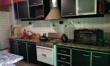 Enorme Ph Contrafrente Con Cochera En La Tablada