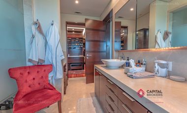 Casa de lujo en Las Lomas Club de Golf