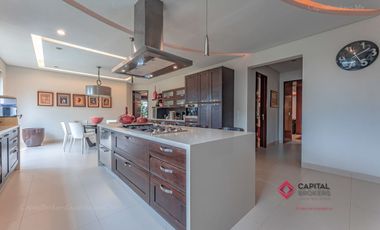 Casa de lujo en Las Lomas Club de Golf