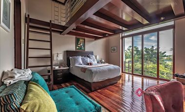 Casa de lujo en Las Lomas Club de Golf