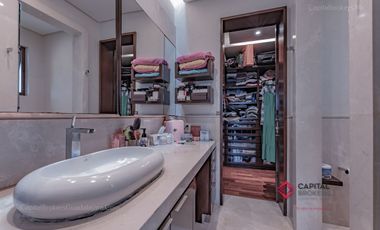 Casa de lujo en Las Lomas Club de Golf