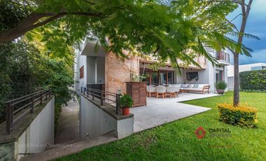 Casa de lujo en Las Lomas Club de Golf