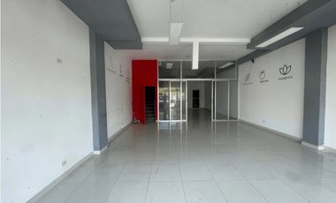 Se Alquilan Locales Comerciales Los Pueblos 200-300 Mts usd$2,500,oo