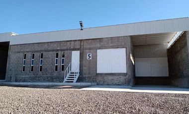 SE RENTA BODEGA EN CARRETERA IRAPUATO GUANAJUATO