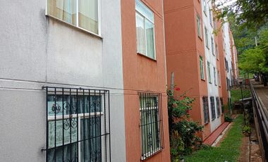 Apartamento En Alquiler De Tres Habitaciones En Alto Piamonte