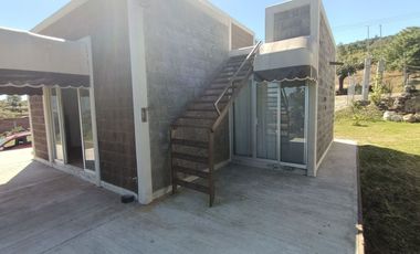 Casa con vistas panorámicas, tranquilidad y naturaleza