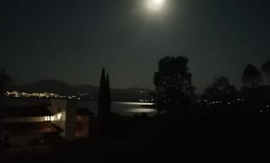 Casa con vistas panorámicas, tranquilidad y naturaleza