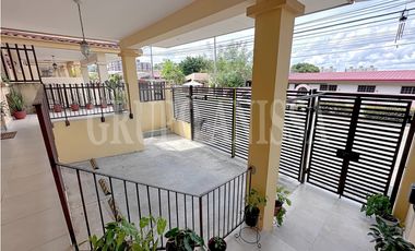 Oportunidad! Se Vende Hermosa Casa en Altos de Panamá