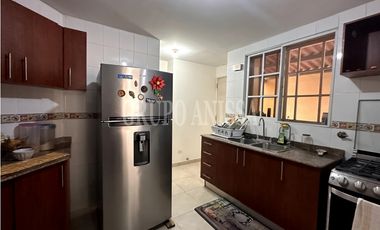 Oportunidad! Se Vende Hermosa Casa en Altos de Panamá