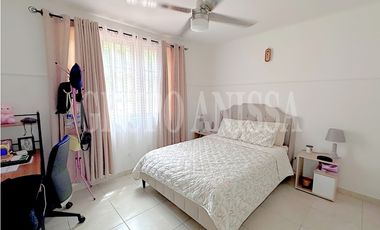 Oportunidad! Se Vende Hermosa Casa en Altos de Panamá