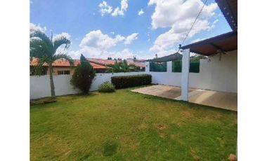 VENDO CASA EN LA CHORRERA COSTA VERDE ARBOLEDA LOS CEDROS 3R
