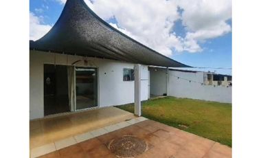 VENDO CASA EN LA CHORRERA COSTA VERDE ARBOLEDA LOS CEDROS 3R