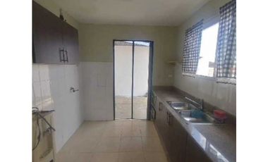 VENDO CASA EN LA CHORRERA COSTA VERDE ARBOLEDA LOS CEDROS 3R