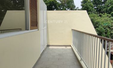 Rumah Baru Renov Di Main Road Sejahtera Bandung