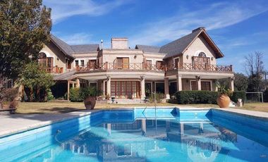 CASA EN ALQUILER- COUNTRY  LAS DELICIAS!
