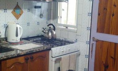 Duplex de 4 ambientes con patio y parrilla - Venta - Pompeya