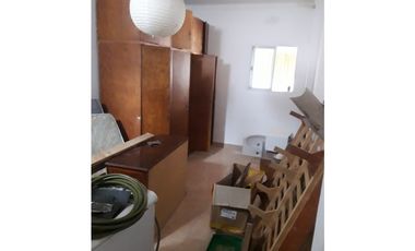 CASA RECICLADA 3 amb + Quincho GGE 3 BAÑOS LAV PATIO LOZA TERRAZA