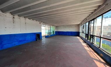 CASA CENTRO ZAPOTLANEJO CON USO COMERCIAL