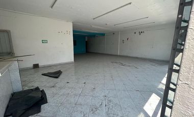 CASA CENTRO ZAPOTLANEJO CON USO COMERCIAL