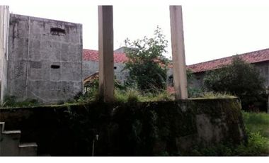Dijual Rumah beserta 8 ruko lokasi Pagaden Subang tanah cukup luas Luas Tanah: 4767 m2